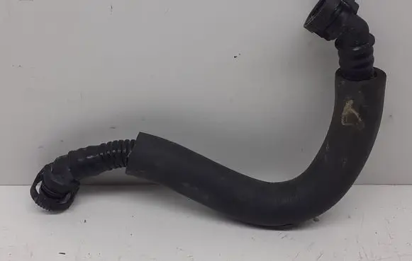 Audi A4 S4 B8 8K Breather hose/pipe 06H103221J