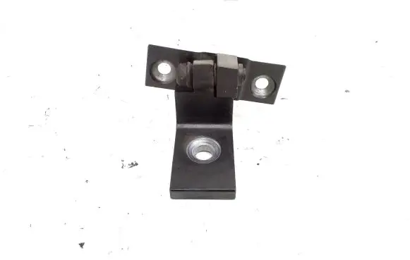 BMW X5 E70 Front door upper hinge 7068074