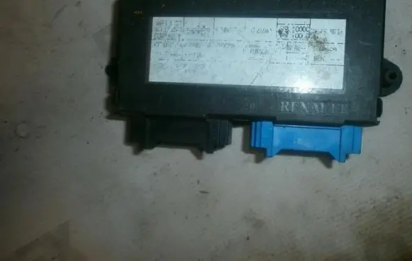 Renault Laguna I Other control units/modules 73847257c EIS00007392