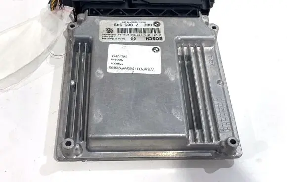 BMW X3 E83 Engine control unit/module ECU 7805349