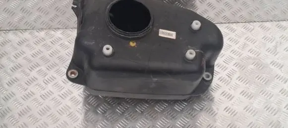 Opel Insignia B AdBlue liquid reservoir 84243719