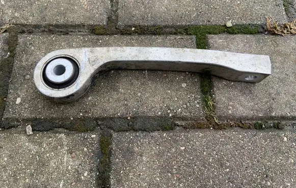 Rear anti-roll bar/stabilizer link