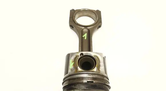 BMW 7 F01 F02 F03 F04 Piston with connecting rod 84L110 83.960