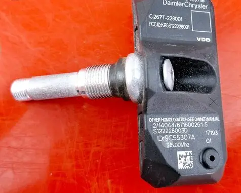 Mercedes-Benz E W211 Tire pressure sensor A0045429718