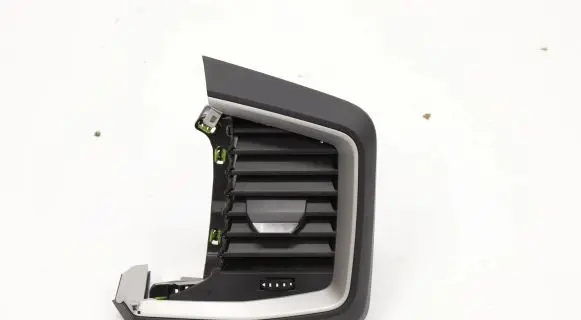 Audi A1 Dash center air vent grill 82B820902A