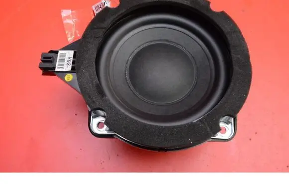 Hyundai i40 Subwoofer speaker 963803Z050