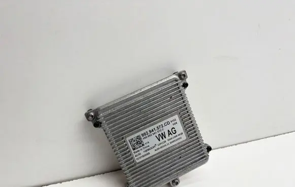 Skoda Octavia Mk4 Headlight ballast module Xenon 992941572CD 10101500065