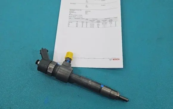 Opel Vectra C Fuel injector 0445110276 IMPRK1540598