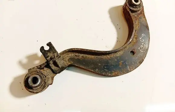Volkswagen PASSAT B7 Rear upper control arm/wishbone 1K0505323
