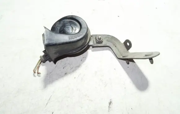 Mercedes-Benz 190 W201 Horn signal