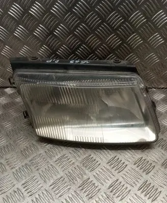 Volkswagen PASSAT B5 Headlight/headlamp