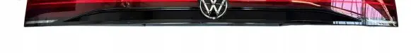 Volkswagen PASSAT B8 Tailgate rear/tail lights 3J0945093