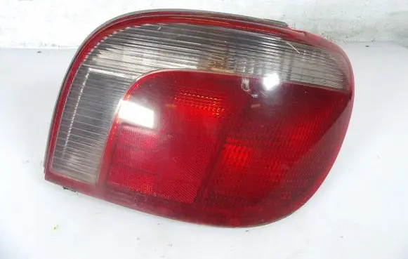 Toyota Yaris Verso Rear/tail lights KOITO52-004
