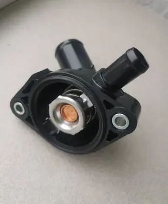 Toyota Yaris XP210 Thermostat/thermostat housing 1603115020