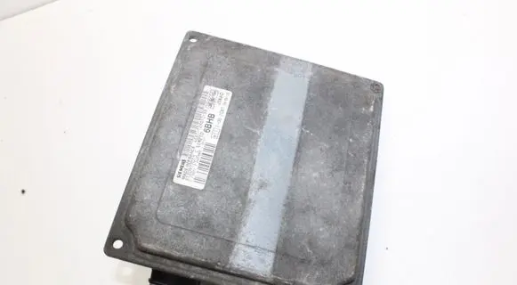 Ford Fiesta Engine control unit/module 4S6112A650SB S120977015C