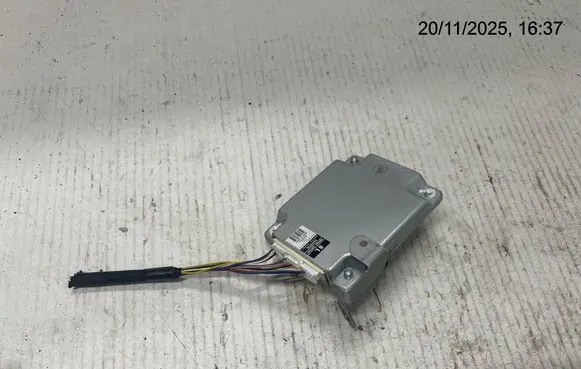 Toyota Prius (XW30) Other control units/modules 8815047061