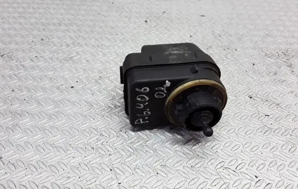 Peugeot 406 Headlight level adjustment motor 