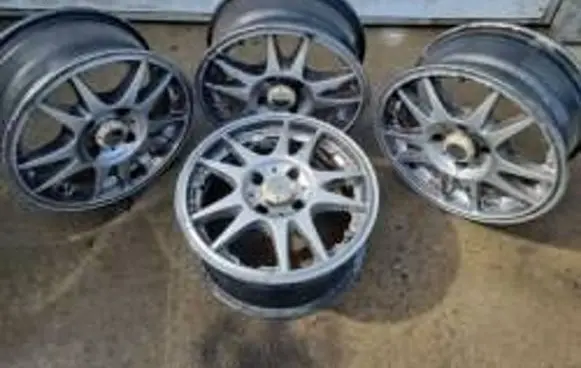 Peugeot 307 R15 alloy rim 46362