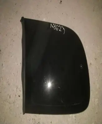 Renault Espace III Rear side window