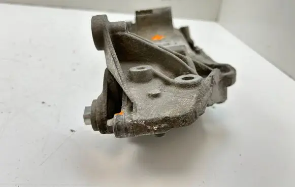Generator/alternator bracket