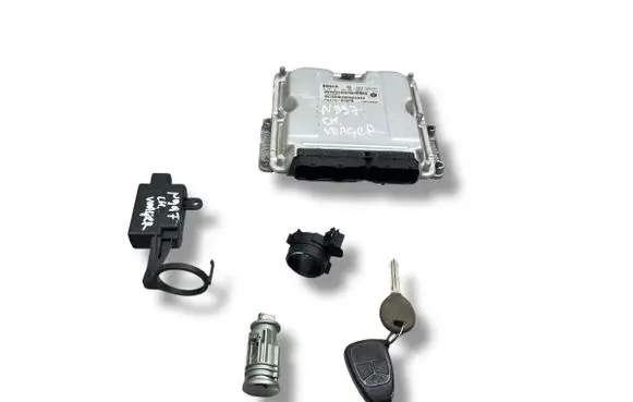 Chrysler Voyager Engine ECU kit and lock set 0281011280 P04727666AB P04727338AC