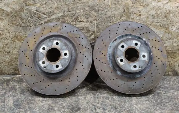 Mercedes-Benz SL AMG R230 Front brake disc A2214211812