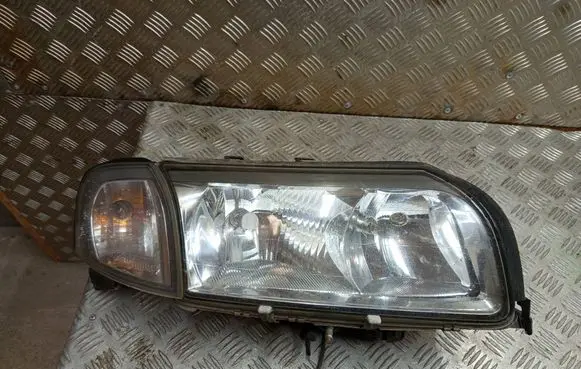 Volvo S80 Headlight/headlamp 8662856