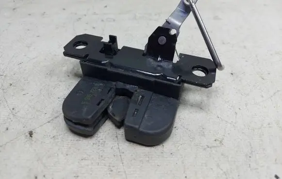 Porsche Cayenne (9PA) Tailgate/trunk/boot lock/catch/latch 7L5827505B