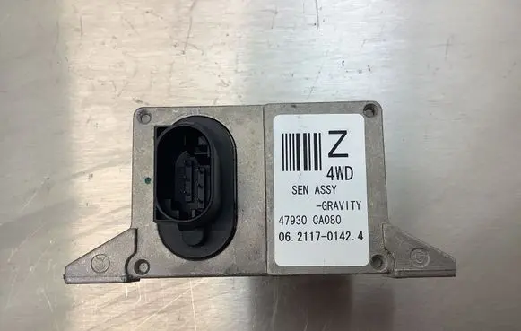 Nissan Murano Z50 ESP acceleration yaw rate sensor 47930CA080 06211701424