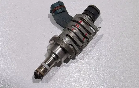 Lexus IS 220D-250-350 Fuel injector 2325031020