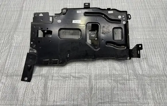Peugeot 3008 II Battery box tray 9815288480