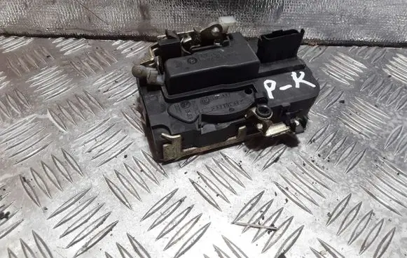 Peugeot Partner Front door lock AVG1