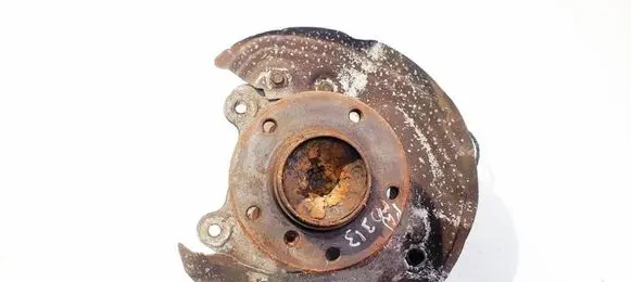 BMW 1 E81 E87 Front wheel hub