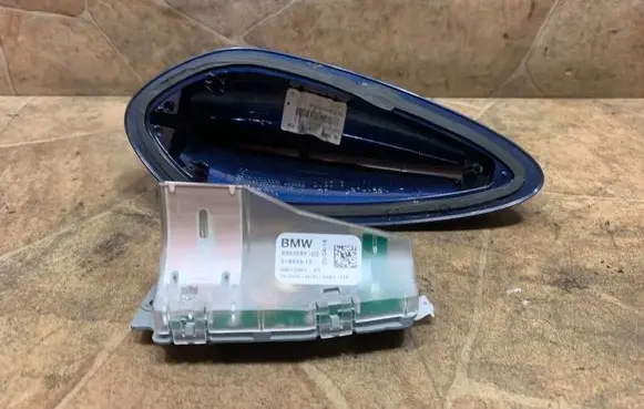 BMW 3 F30 F35 F31 Aerial GPS antenna 9350089