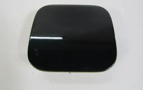Honda Legend III KA9 Fuel tank cap trim 