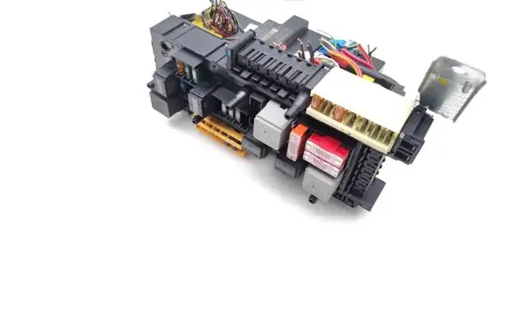 Mercedes-Benz C W204 Fuse module 2045458801 2044423600 2045456832
