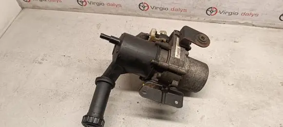 Peugeot 5008 Power steering pump 9675811180 A5100992