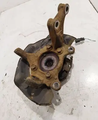 Toyota RAV 4 (XA40) Front wheel hub spindle knuckle