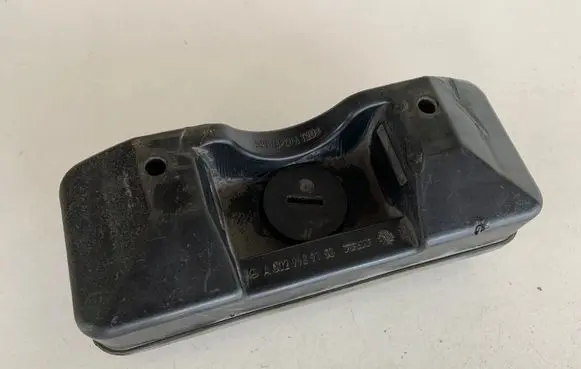 Mercedes-Benz CLA C117 X117 W117 Jacking socket point A0029989150