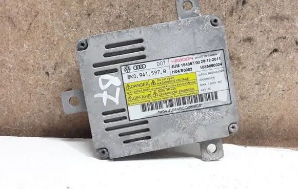 Volkswagen PASSAT B7 Headlight ballast module Xenon 8K0941597B