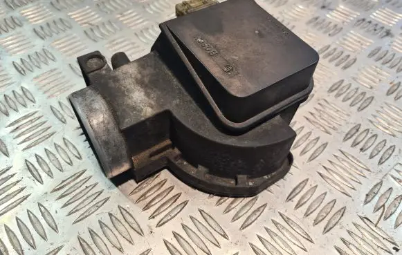 Audi A6 S6 C4 4A Mass air flow meter 0281002074 4A0133471