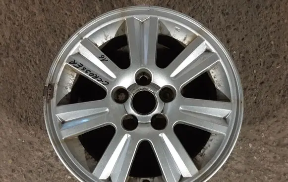 R16 alloy rim