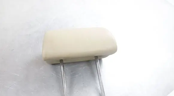 BMW X5 E70 Rear seat headrest galk des