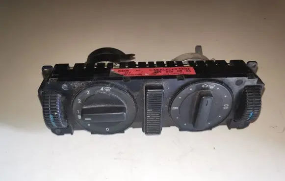 Mercedes-Benz C W202 Climate control unit 2028300985 9140010092