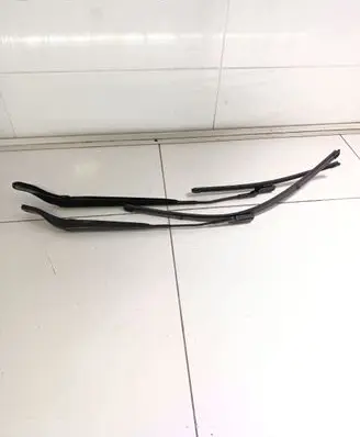 Peugeot 2008 I Windshield/front glass wiper blade 9822931680 9822931880