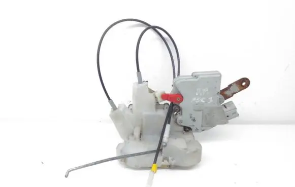 Subaru Forester SF Front door lock 3318
