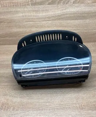 BMW 5 E60 E61 Speedometer (instrument cluster) 6974574