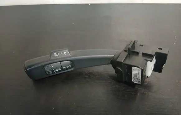 Volvo S80 Indicator stalk 30669858