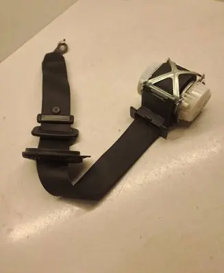 BMW 3 F30 F35 F31 Front seatbelt 34078319 0910122039 0Y347