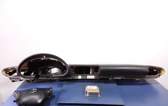 Mercedes-Benz C W203 Dashboard 2034601198